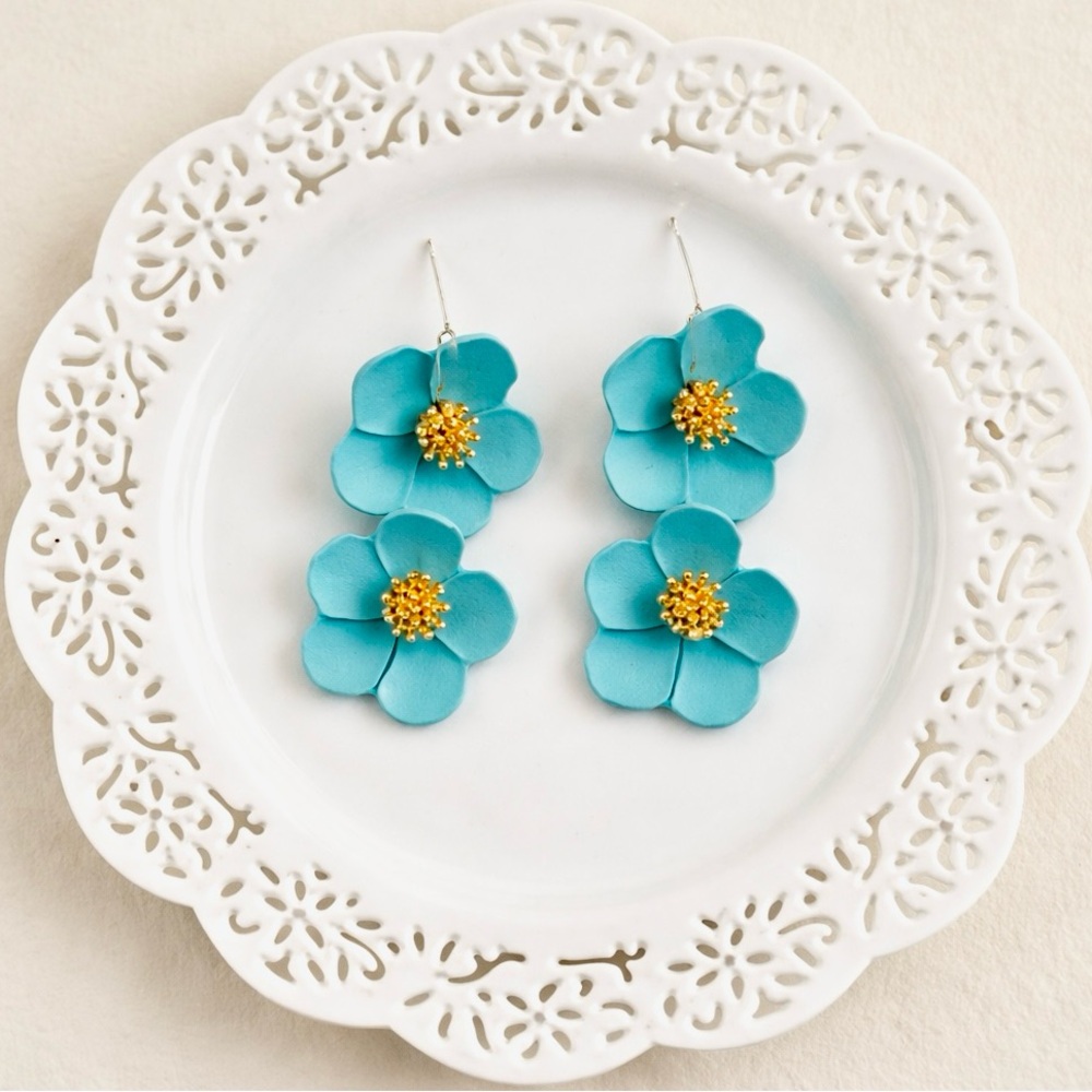 Turquoise Flower Dangle Earrings | Summer Statement Jewelry